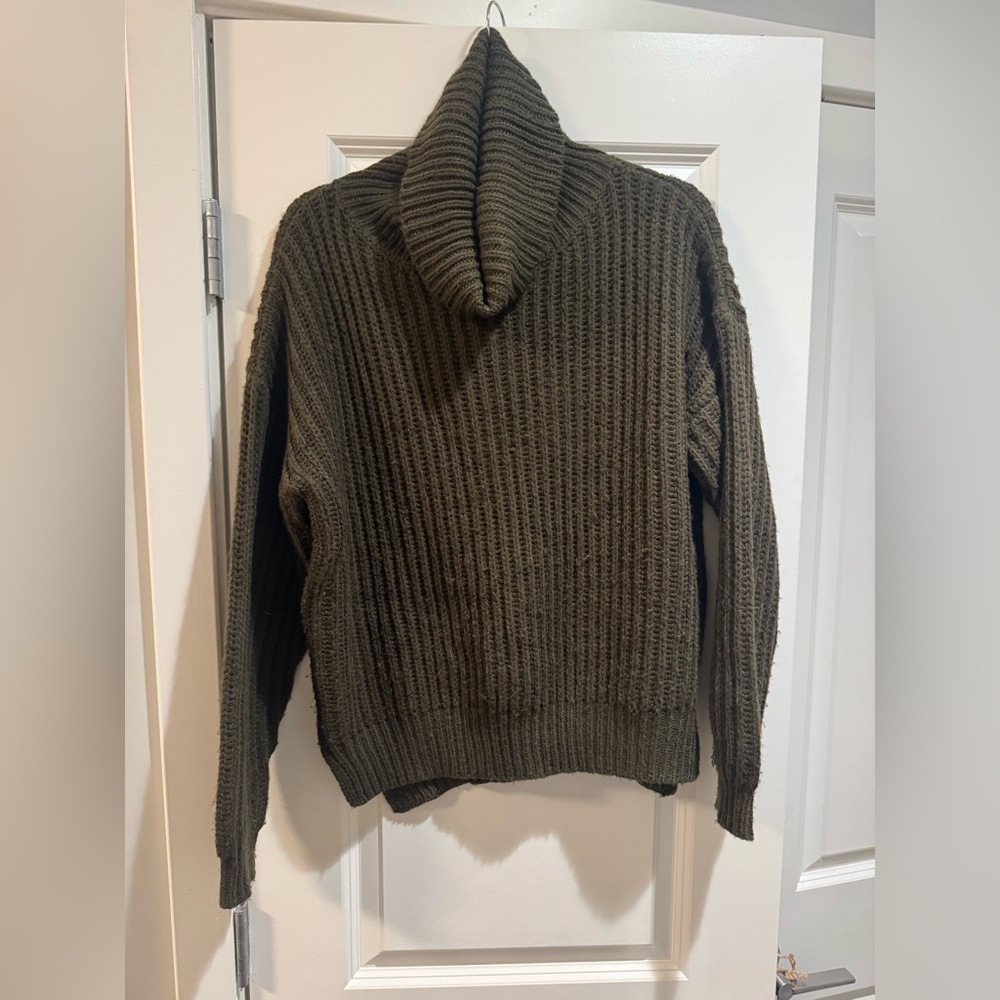 Women’s Olive Green Sweater